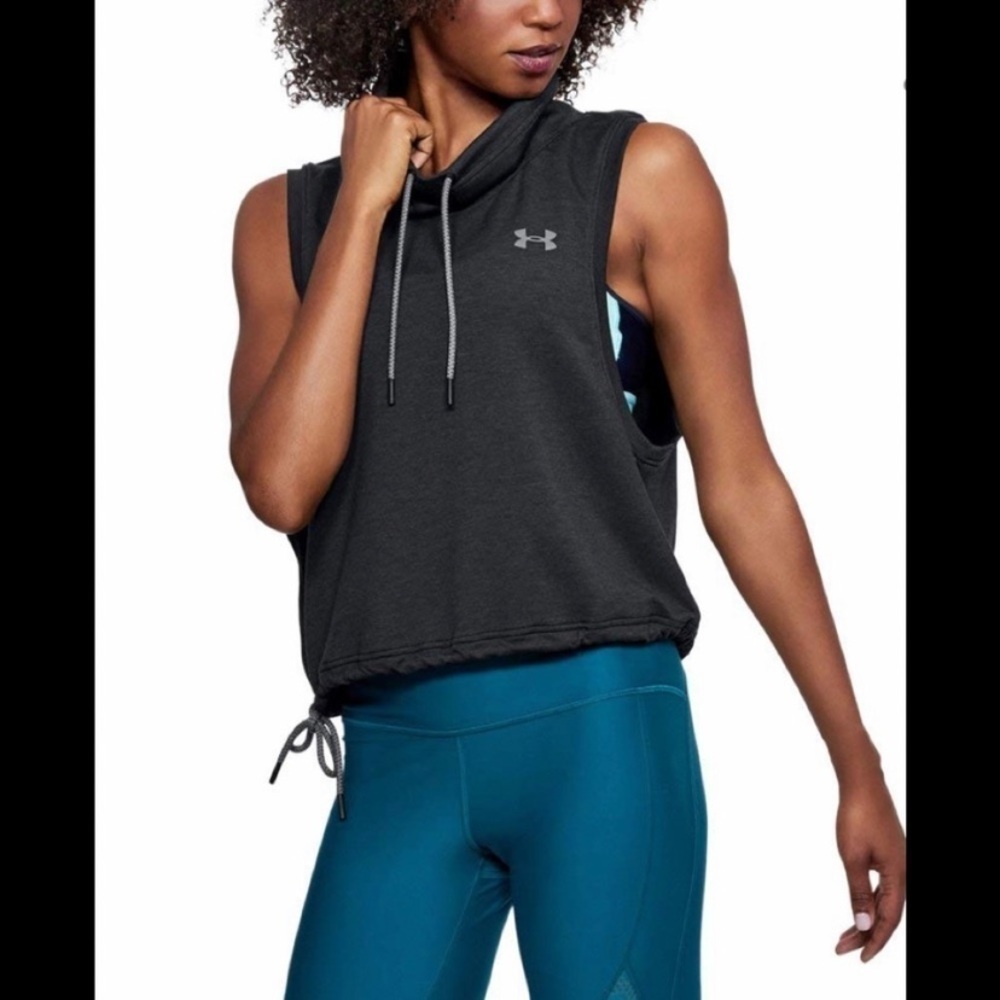 Loose fitting Under Armour top